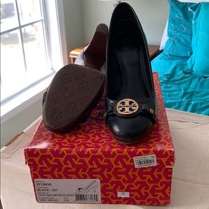 Tory Burch Black Pumps